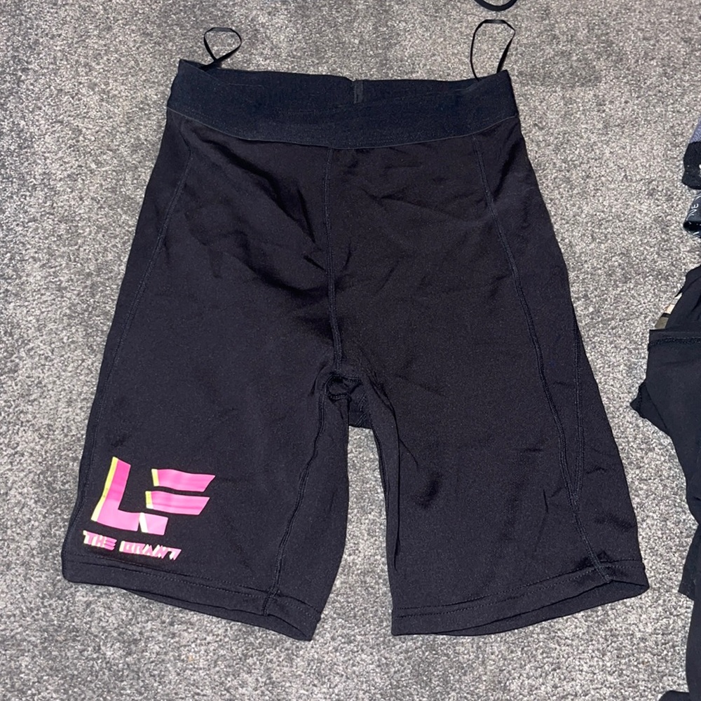 LF biker shorts
